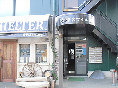 地下鉄泉中央駅からの道順8 店舗入口へ