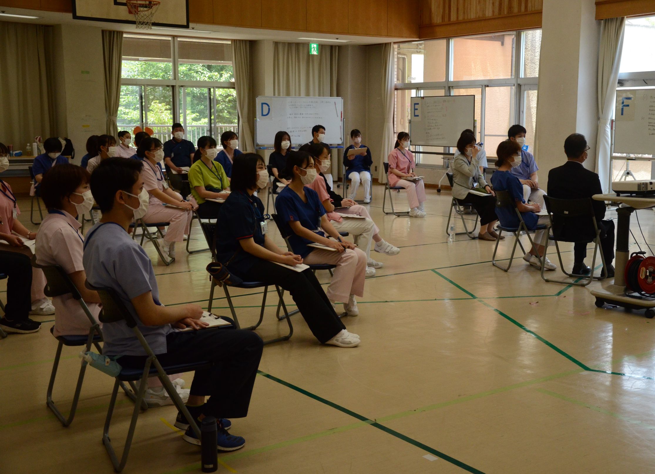 新規採用職員コミュニケーション研修