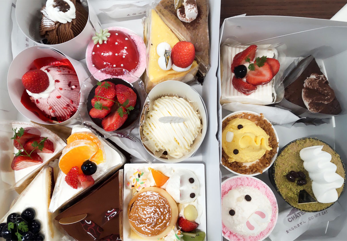 お祝いのケーキ
