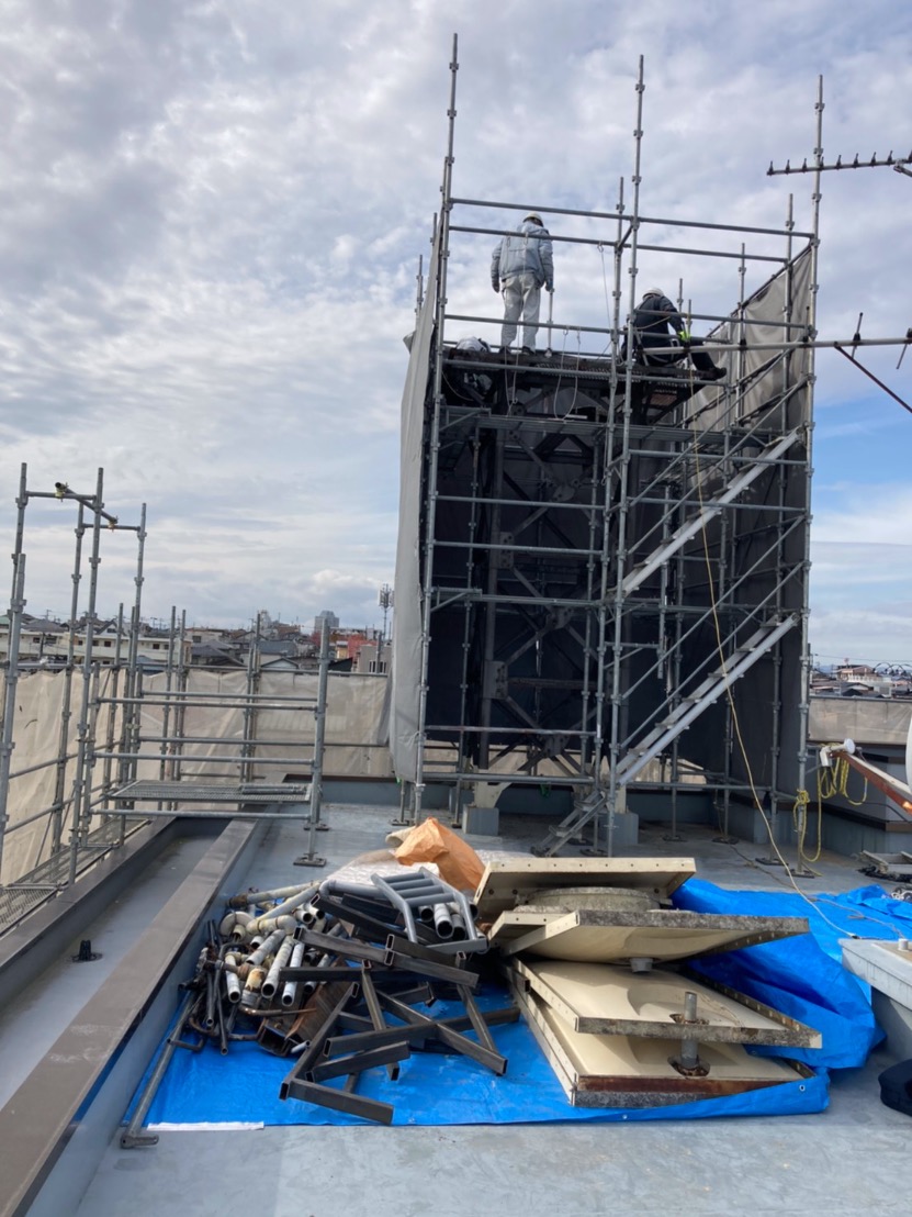 手作業で解体することもあります