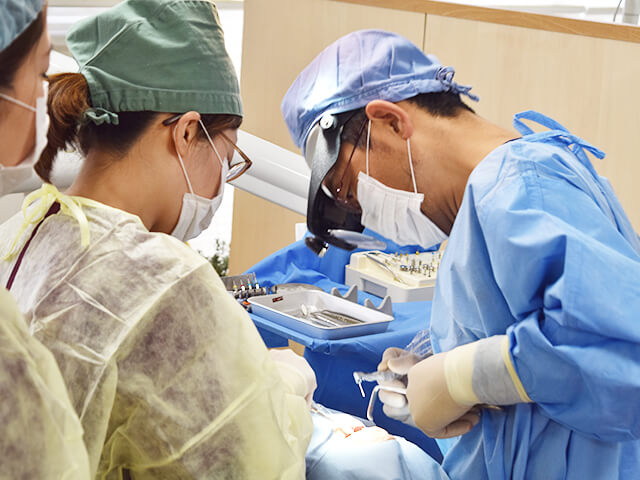 Step2 フィクスチャー埋入の手術