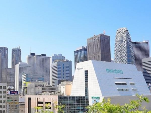 新宿区にある地域に密着した二次救急病院で、たくさんの患者さまと接しています。