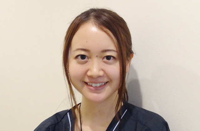 歯科医師 川村 知佳(旧姓:奈良原)