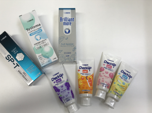 まさみ歯科で扱っているフッ素入り歯磨剤の一例