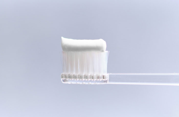 フッ素入り歯磨き粉の効果を最大限に！ 矯正中のフッ素のとりれ方について