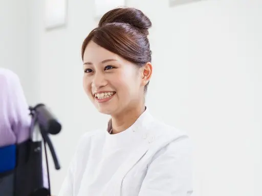 山田　明子